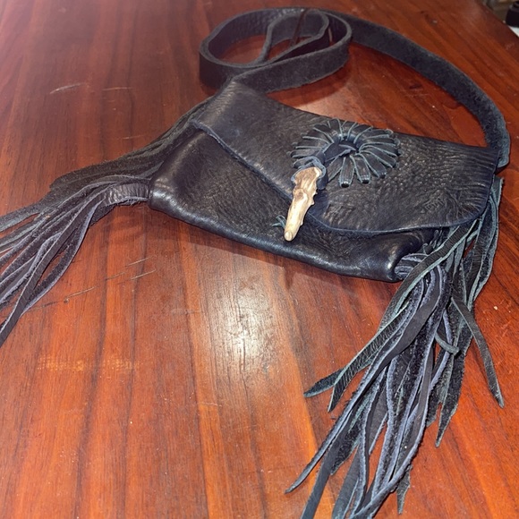 JIMMI WZ SMALL BLACK CROSSBODY